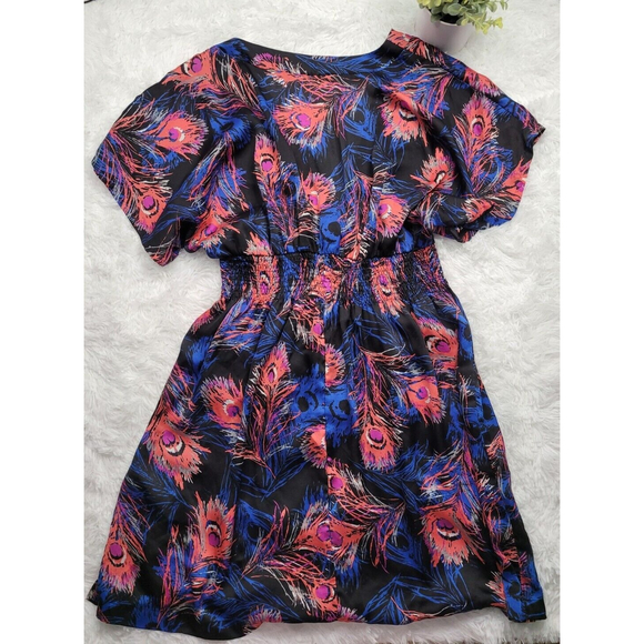 [275]Faith 21 Plus Sz 3X Black Blue Pink Feather Pattern Waist Fit Short Dress - Picture 2 of 7